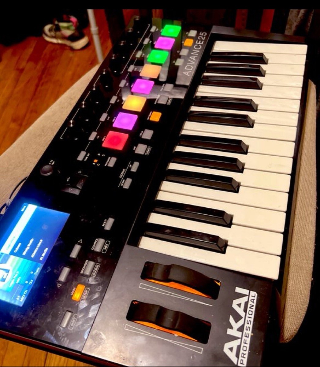 Akai Advance 25 Keys | eBay
