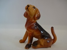Stara figurka zwierzęcia 60-70s / siedzący jamnik / wariant kolorystyczny 3
