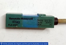 Yamatake-Honeywell FL2-4A6H DC3-Wire Proximity Switch Sensor FL2 Series DC10-30V
