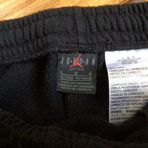 YOUTH SIZE 12-13yrs JORDAN SWEAT PANTS MINT CONDITION BLACK - Picture 3 of 6