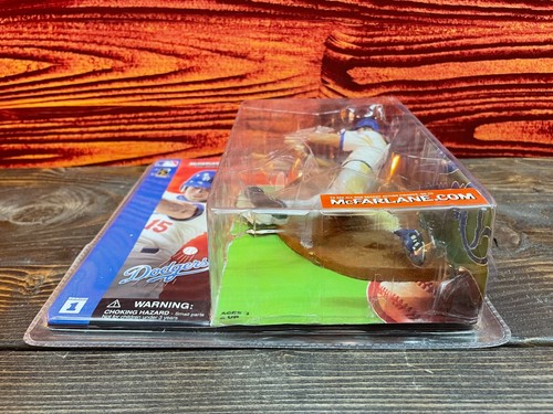 McFarlane Shawn Green Series 1 Dodgers (new)(box damage) - Picture 5 of 6