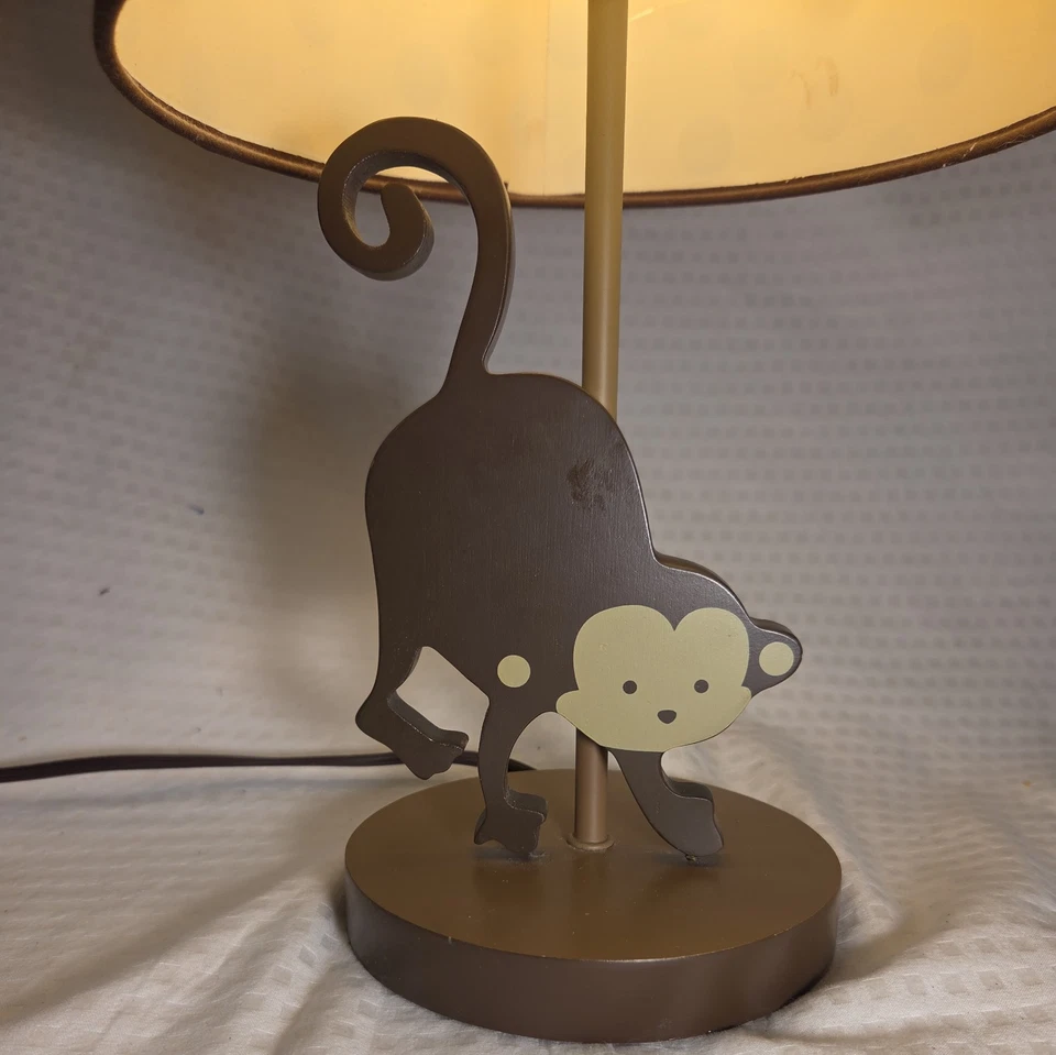 Abajur macaco bolinhas com abajur, interruptor em linha e com lâmpada, 16" de altura - Imagem 2 de 4