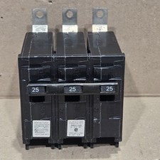 NEW Siemens B325H 25 Amp 240 VAC 3 Pole 22KA Type BL Bolt-On Breaker