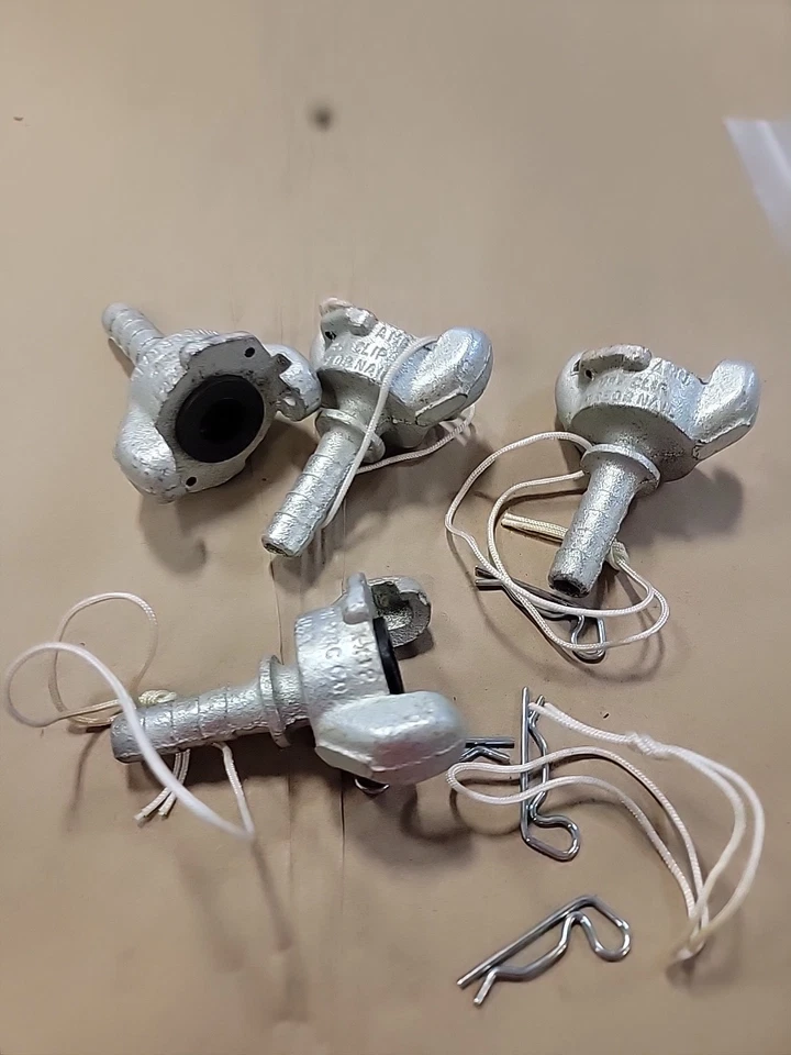 Lot of 4 Dixon Coupling 3/4" Air King Chicago AM1 1/2" Hose Barb NEW - Image 4 of 4