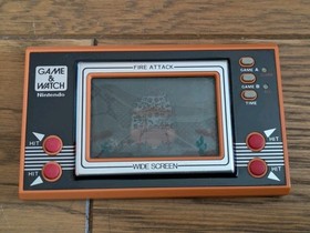 NINTENDO GAME AND & WATCH Fire Attack w/BOX & Manual Booklet 1982 JAPAN