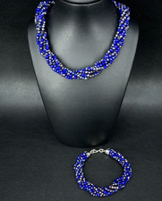 2-TLG. SET: 6-RHG. COLLIER & 6-RHG. ARMBAND MESSING MIT GLASKRISTALL SCHMUCKJAGD