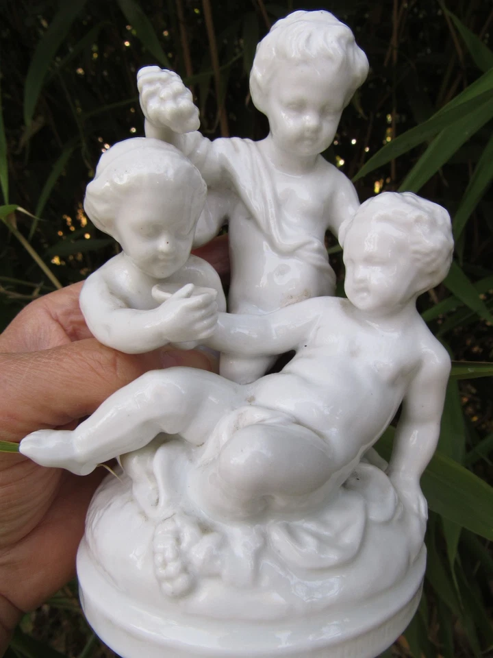 ANCIEN BISCUIT PORCELAINE DE SEVRES / ANGE PUTTI CHERUBIN / XIX EME / EN TBE - Photo 3/4