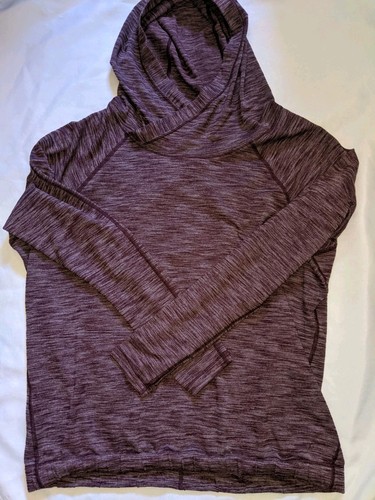 Lululemon Shirt Women's Pullover Heathered Berry Size 10 Thumbholes - Picture 12 of 24