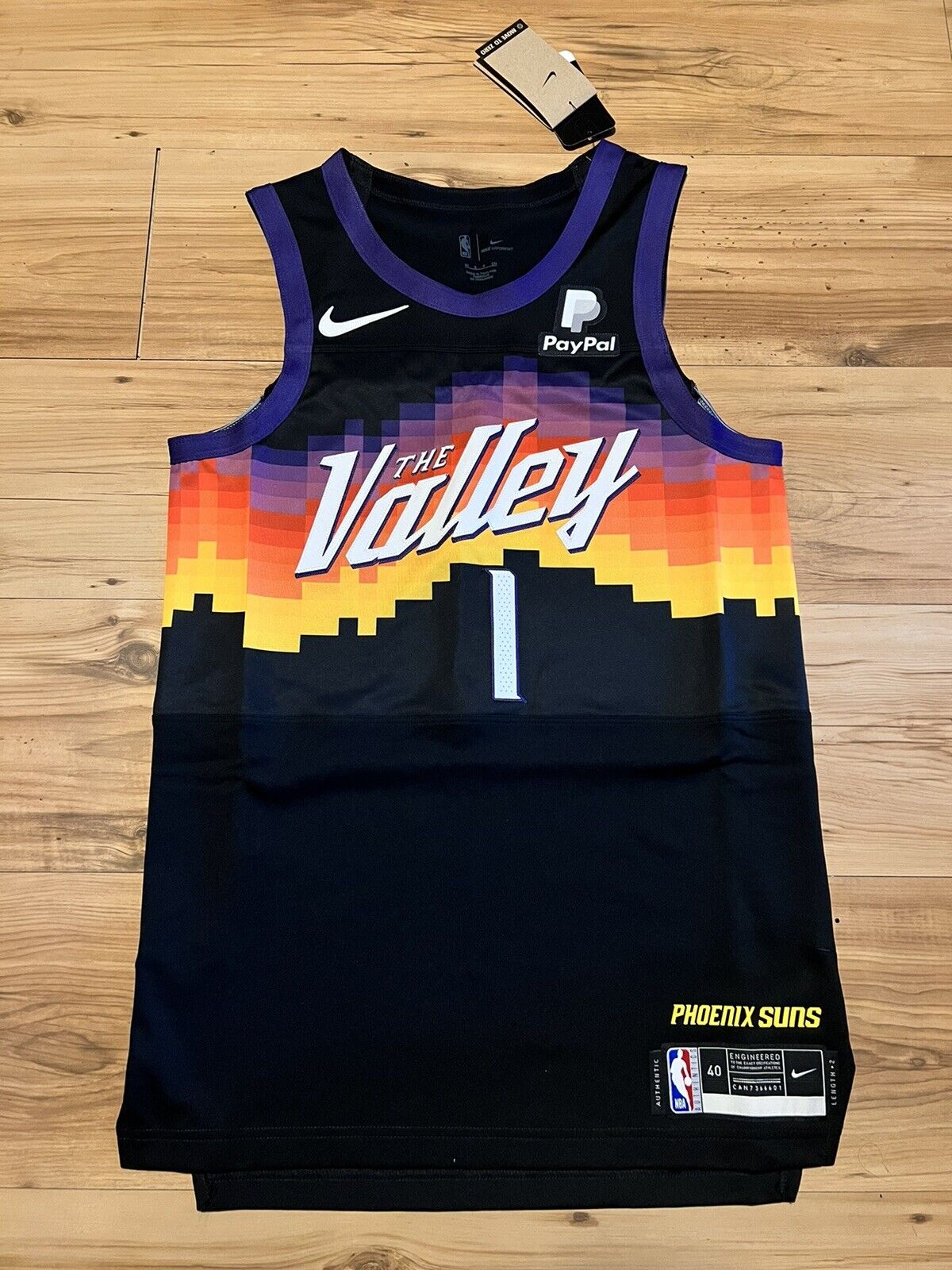 Devin Booker Phoenix Suns Jersey  New Men's XL for Sale in Sacramento, CA  - OfferUp