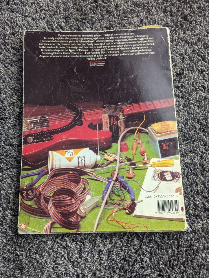 Guitar Electronics for Musicians Paperback Donald Brosnac 9780711902329