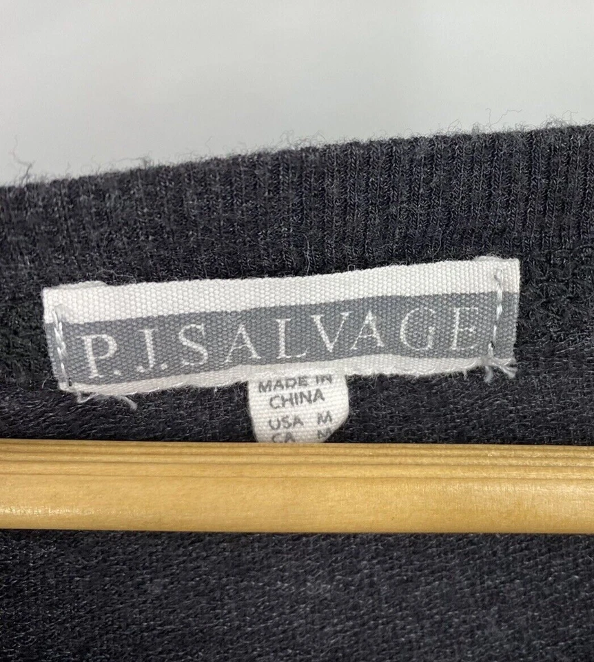 Prendas de salón PJ Salvage Top talla mediana gris carbón raglán manga larga Foto 3 de 4