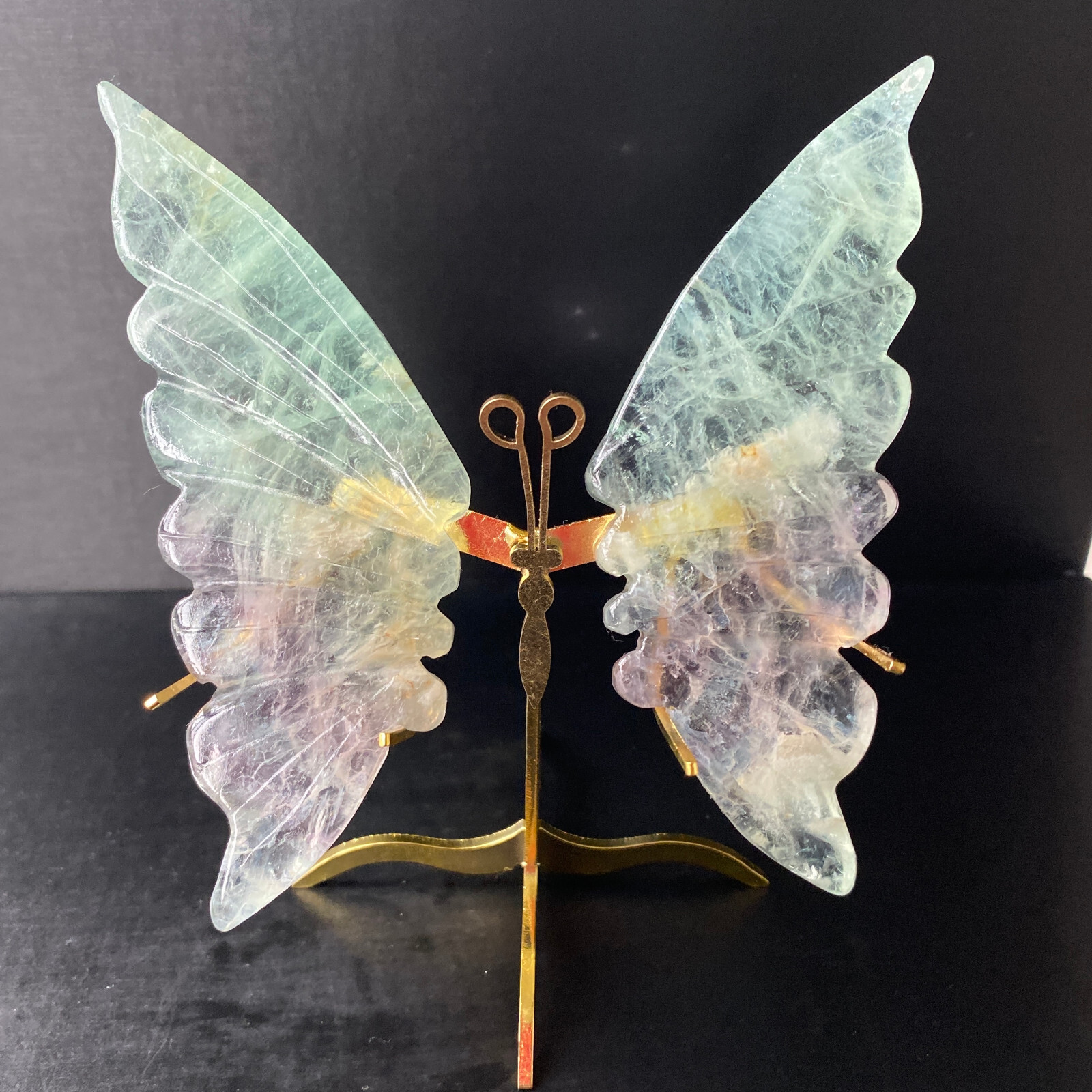 151G Natural Crystal Fluorite Butterfly Wings Healing Statue Decor + Stand