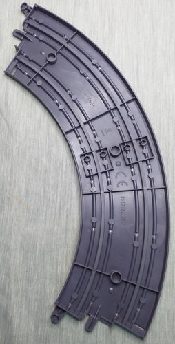 Micro Scalextric Curve Purple Track x4 L7555 y horquilla x1 escala 1:64 Hornby usado - Imagen 18 de 20