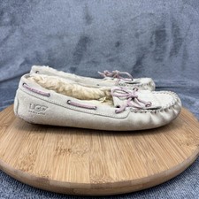 UGG Shoes Womens Size 7 White Suede Moccasin Slippers Shearling Lined Indoor