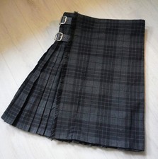 Neu Schottischer Kilt Schottenrock Grau Schwarz Tartan Wolle Weite 32 Inch