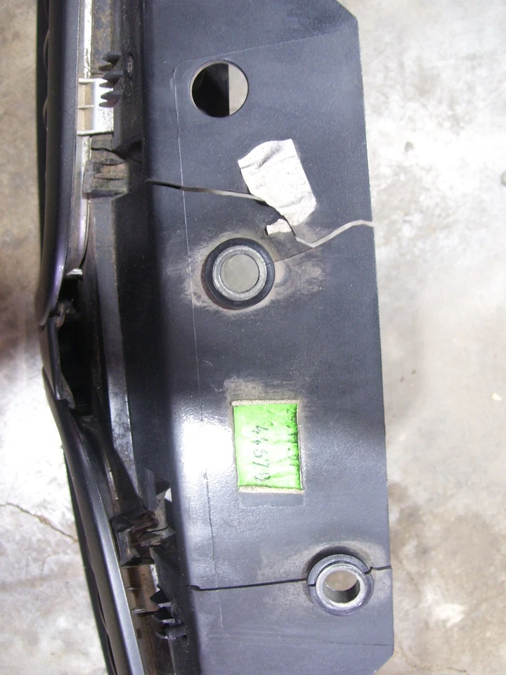 OEM 2002 BMW 745i front hood kidney grille matte black Foto 4 de 4