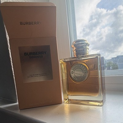 Burberry Goddess Eau de Parfum Intense Spray, Regular Size 3.3 fl oz