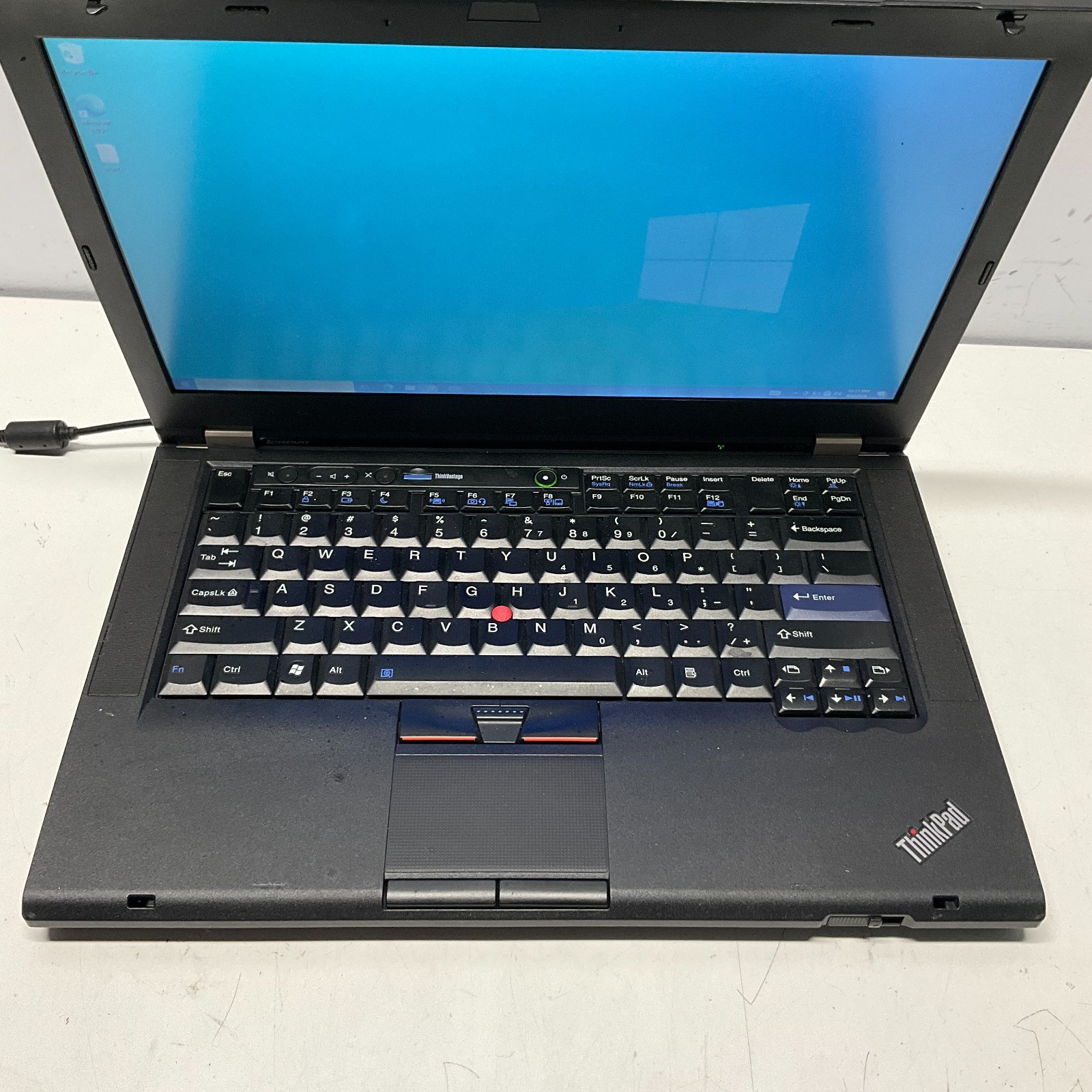 Lenovo ThinkPad T420, 14-Inch Laptop, with Intel Core i5 2nd Gen., 320 GB HDD (Hard Disk Drive), Windows 10 Pro