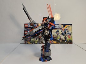LEGO NEXO KNIGHTS: The Black Knight Mech (70326) & The King's Mech (70327) Lot