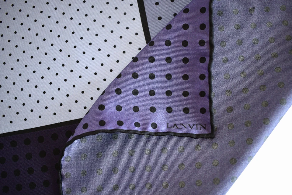 NUEVO PAÑUELO CUADRADO DE BOLSILLO LANVIN violeta/negro patrón DOT 100 % SEDA Foto 3 de 4