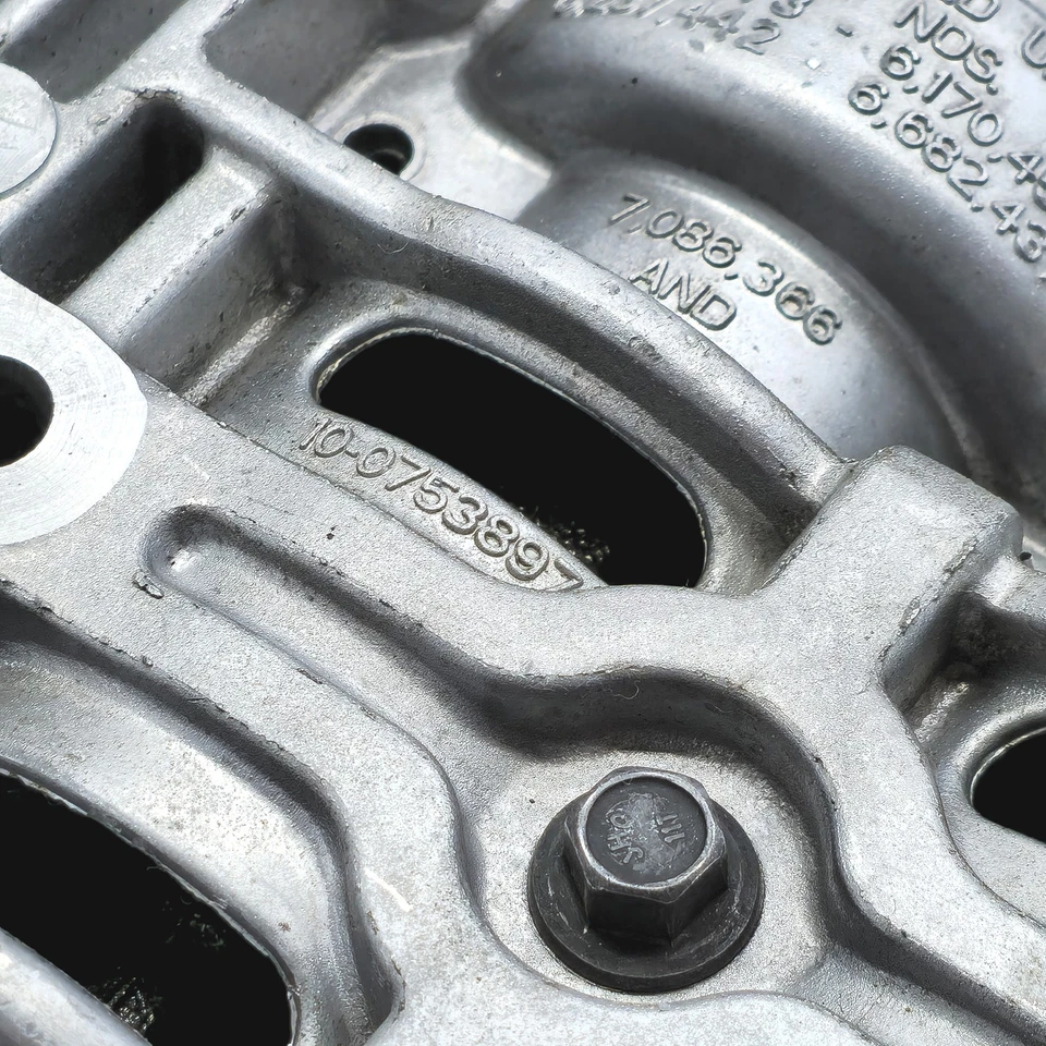 New 233002G951 Engine Oil Pump Balance Shaft For 11-13 Hyundai Sonata Kia Optima - Image 3 of 4