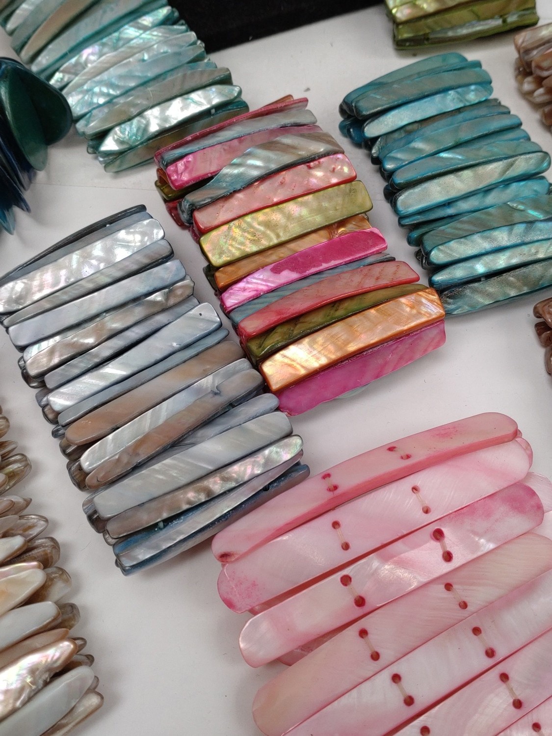 Large Bundle Shell Stretch Bracelets Job Lot 36 B… - image 14