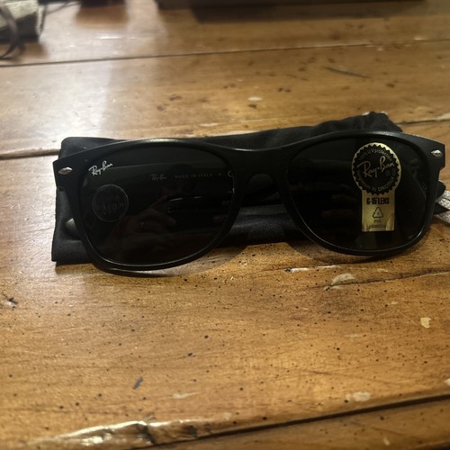 Ray-Ban Sonnenbrille RB2132 NEW WAYFARER 622 mattschwarz gummiert mit G-15 Gläsern - Bild 1 von 8