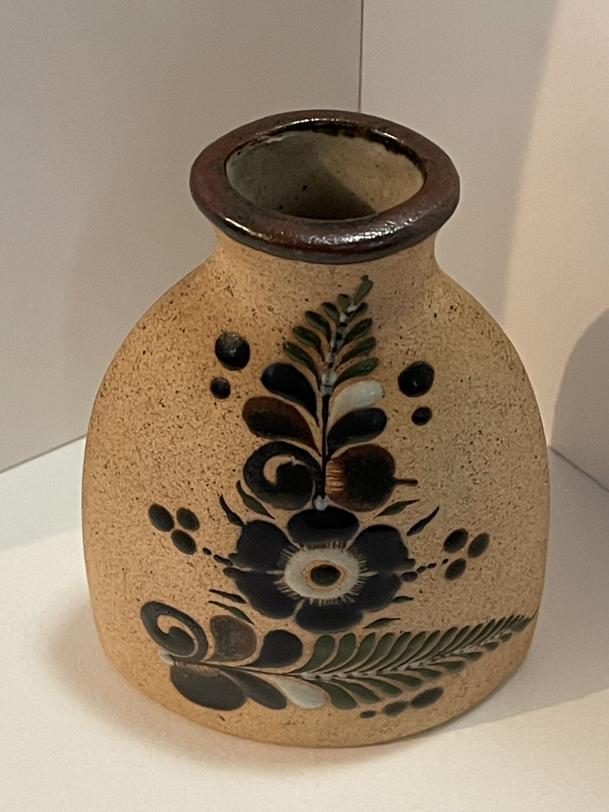 Vintage Tonala Mexican Pottery Bud Vase Signed NETZI Mexico Acapulco