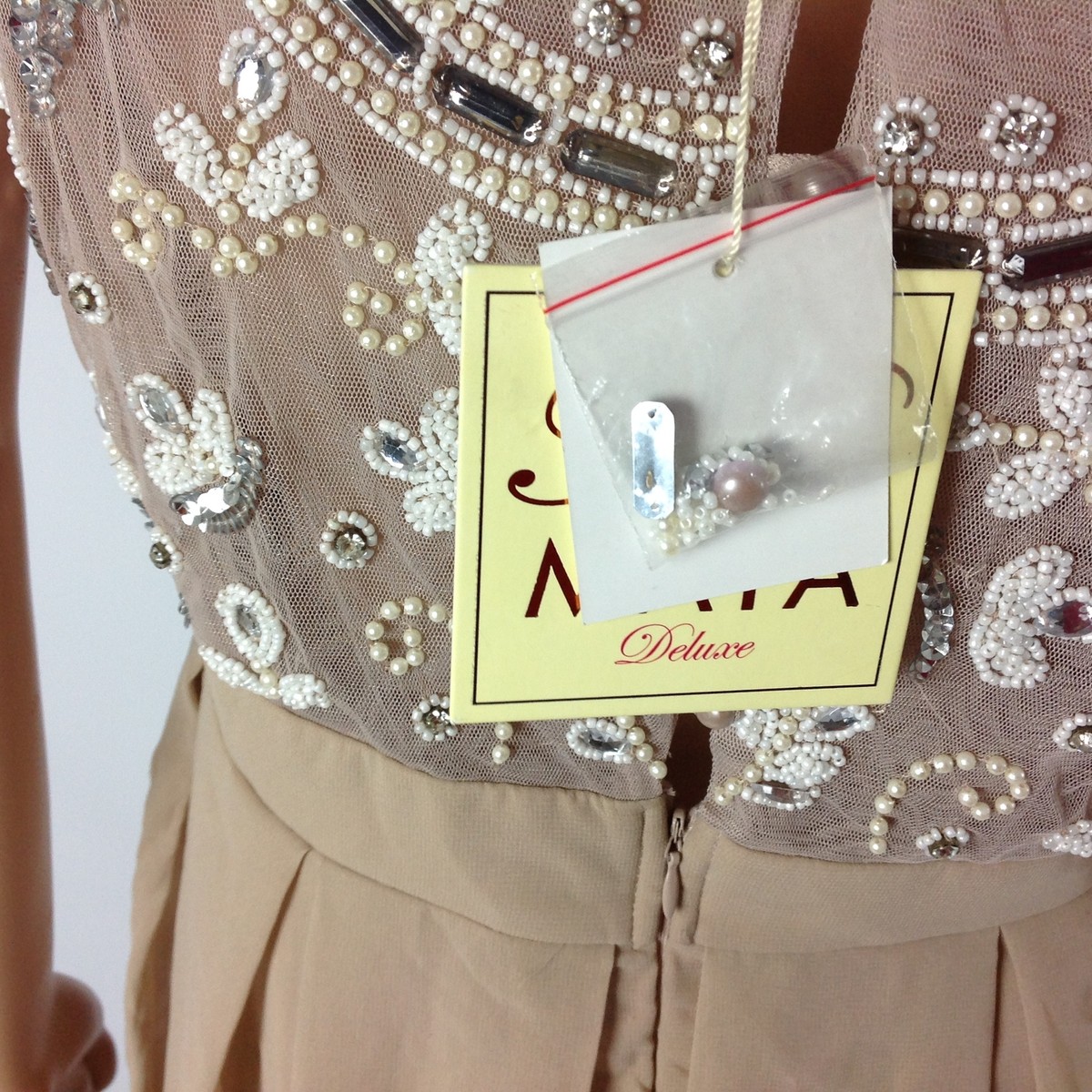Maya Deluxe Womens Long Dress Chiffon Pleated Sleeveless Maxi Beige Size 10 New | eBay Maya Deluxe Womens Long Dress Chiffon Pleated Sleeveless Maxi Beige Size 10 New | eBay