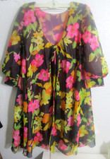 Vintage Ladies Knee Length Peignoir Dressing Gown Flower Design Chevette