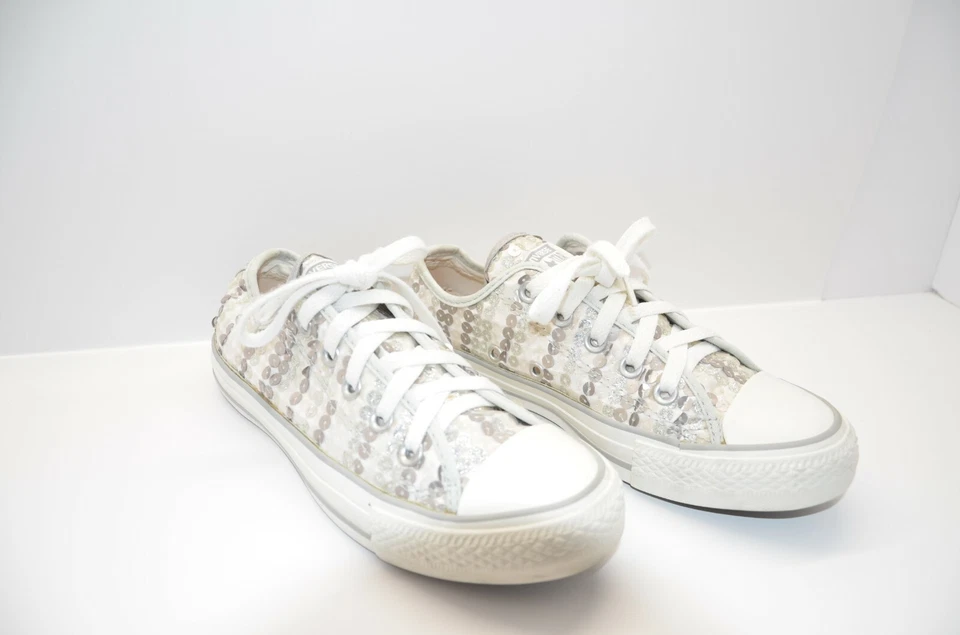 Zapatos bajos Converse de moda con lentejuelas blancas talla 6 Foto 3 de 4