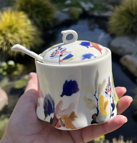 ANTHROPOLOGIE WILDFLOWER STUDY JEN GARRIDO SUGAR BOWL WITH SPOON - Picture 14 of 14