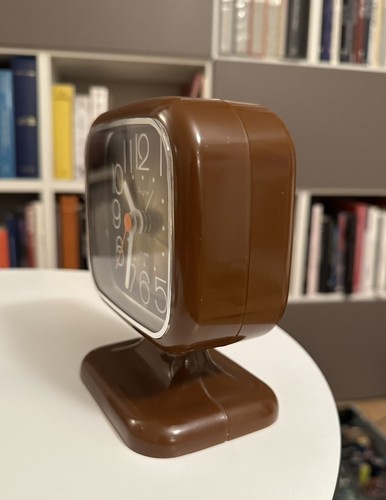 Space Age Wecker Plastic Brown Rhythm 3RA055 Spring Mechanics - Bild 2 von 9