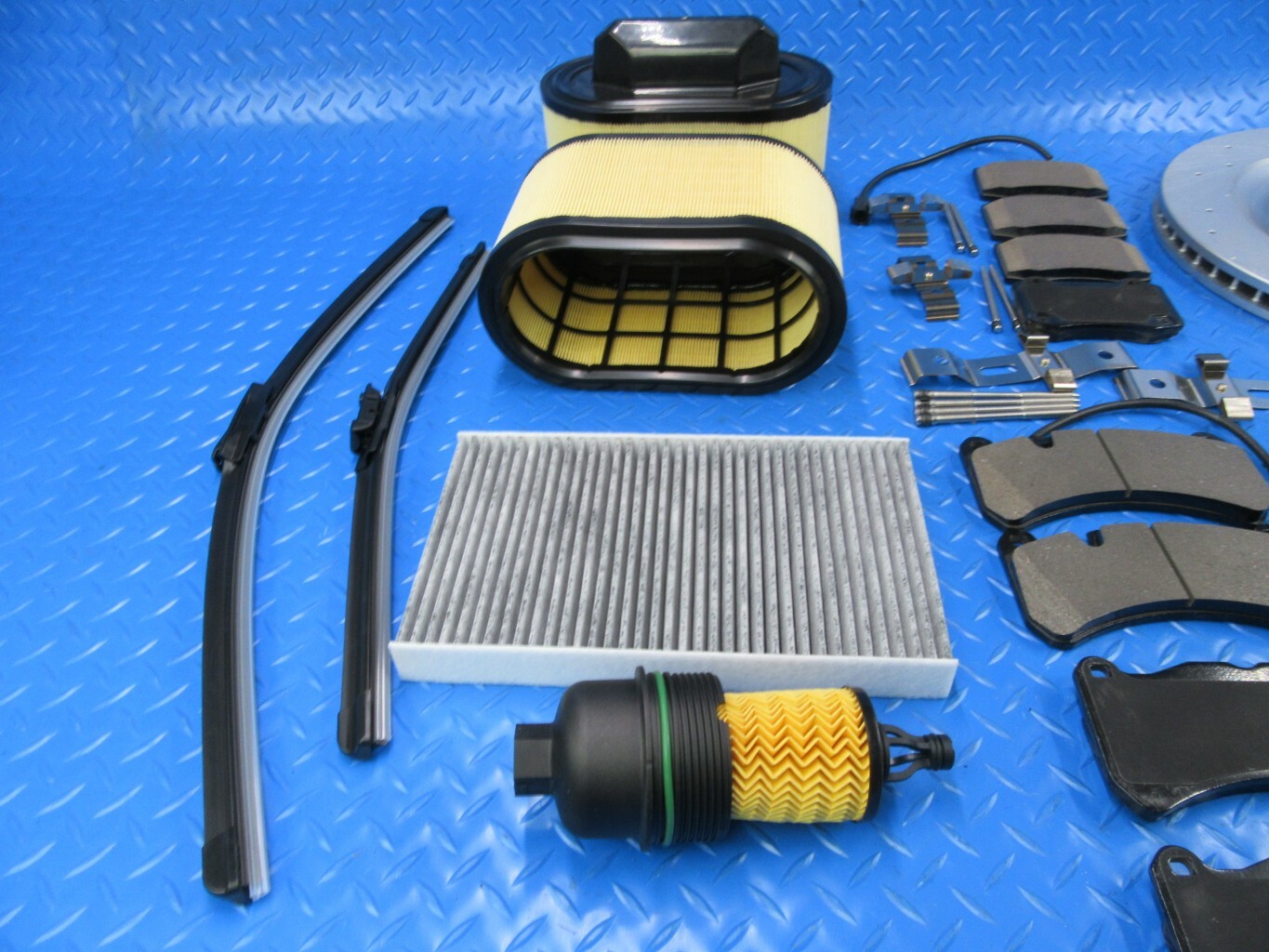 Maserati Ghibli Quattroporte front rear brake pads rotors filters #8503 