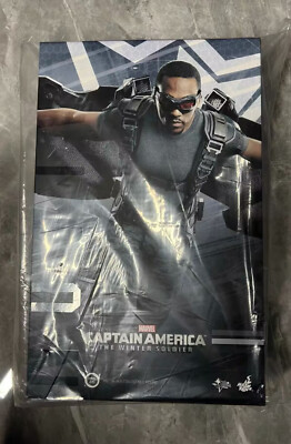 New Hot Toys MMS245 Captain America 2 Winter Soldier Falcon