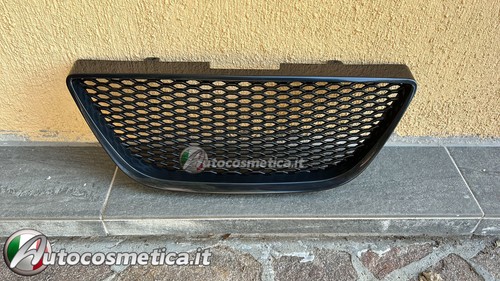 Griglia calandra mascherina senza logo nera lucida per Seat Ibiza 6J 2008-2012 - Foto 2 di 4