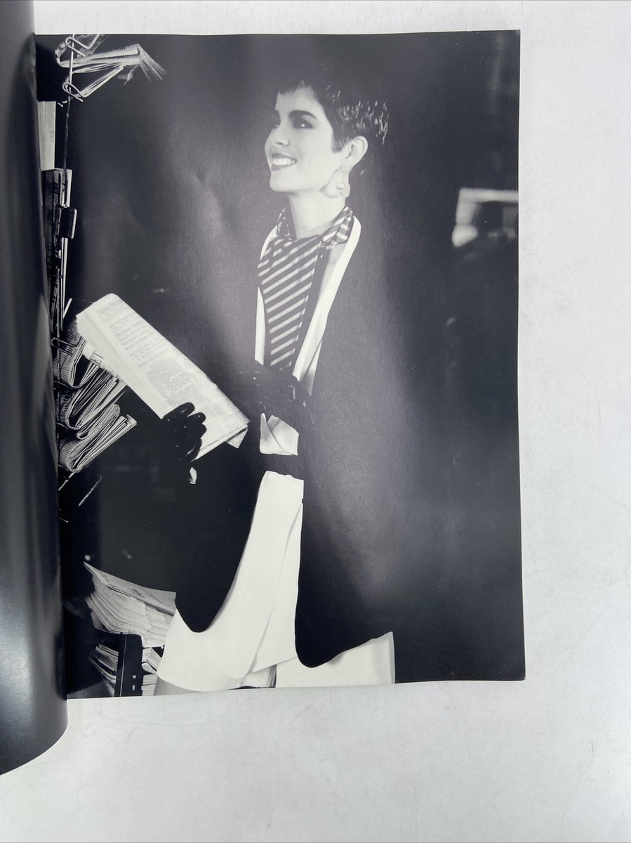 GIORGIO ARMANI Storia d' Amore 1991 カタログ s-l400.jpg