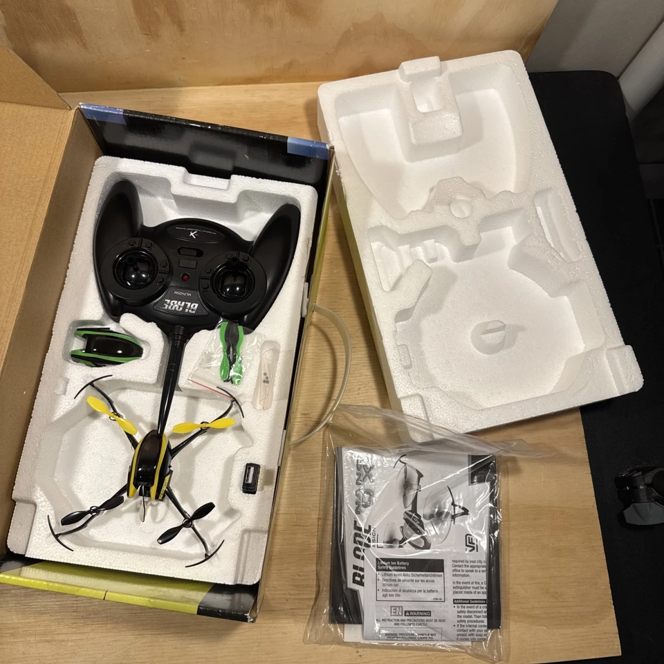 Blade Nano QX Drone - 18 Gram Quad-Copter RTF Working Complete - Image 2 of 4