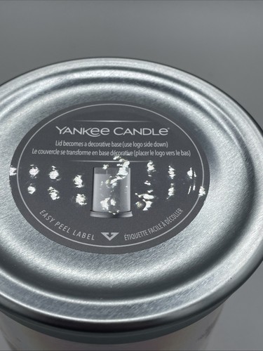 New YANKEE CANDLE Cinnamon Stick 20 OZ Jar Candle - Picture 3 of 4