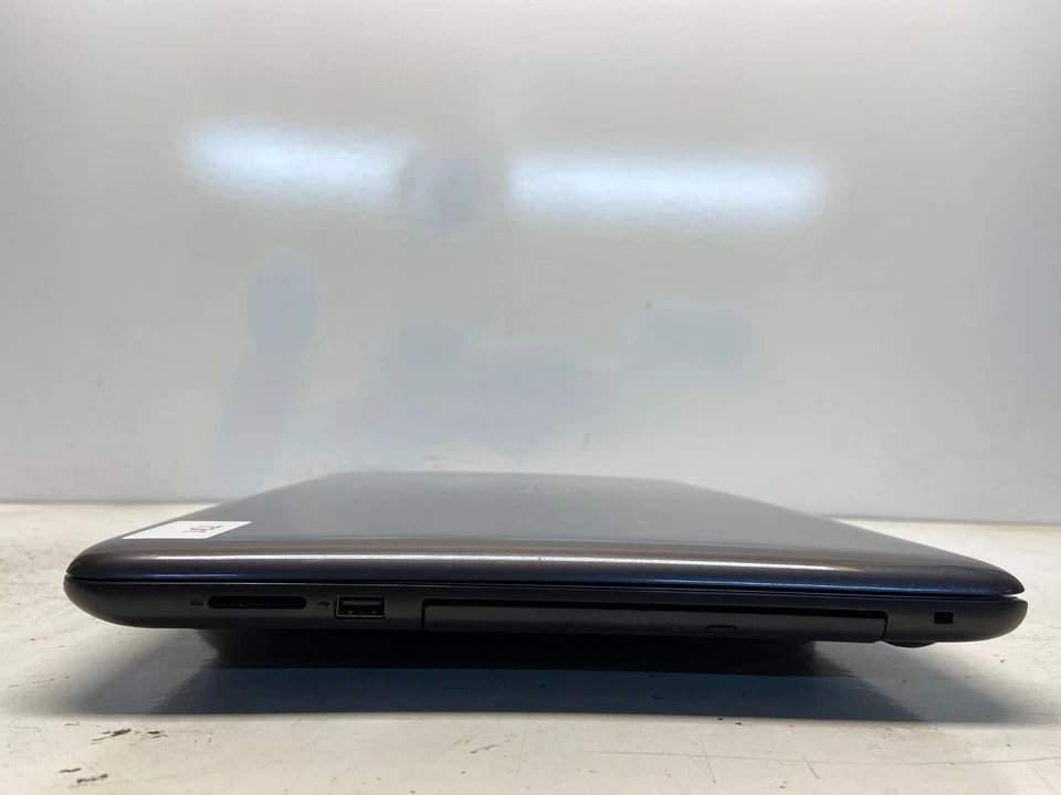 Dell Inspiron 17-5765 AMD A9-9400 2400 МГц 8 ГБ без жесткого диска - Изображение 4 из 4