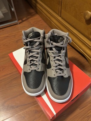 スニーカー NIKE W DUNK HIGH BLACK/MOON FOSSIL-BLACK Nike Dunk High BLACK/MOON FOSSIL-BLACK — 7 Women, 5.5 Men NEVER