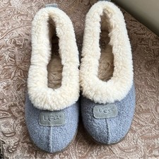UGG Australia Rylan Cozy Blue/Gray Fur Lined Slippers Sz 8-8.5