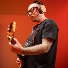 Ollo Audio R1 1.0 geschlossener Kopfhörer mit keepdrum Wandhalter – Bild 9