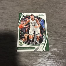2021-22 Panini Chronicles Threads Sandro Mamukelashvili RC #220