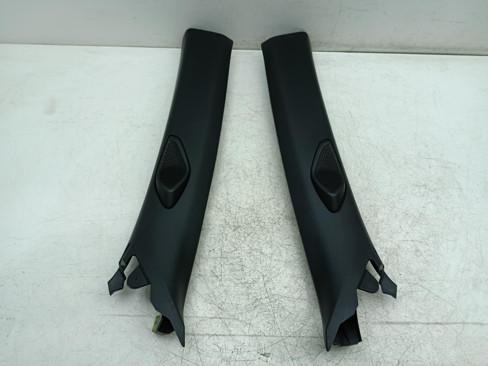 PEUGEOT 2008 A POST TRIM MOULDING PAIR BLACK 98304407ZD MK2 2019 - 2025