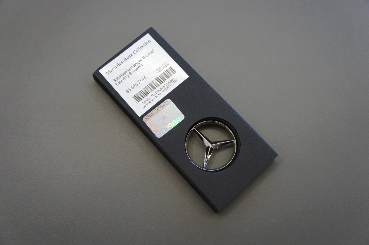Genuine MERCEDES BENZ Key Ring Brussels Silver Color B66957516 for
