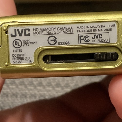 JVC Picsio GC-FM2YU Digital Palm Camcorder,Camera - 1080p HD, Touchscreen TESTED - Picture 5 of 13