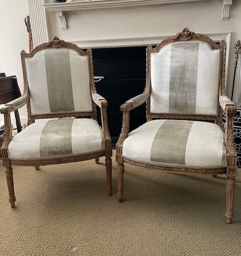 Pair of French Carved Bleached Wood 19th Century Chairs - Recently Restored  - Picture 1 of 11
