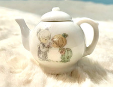 Vintage Holly Hobbie Miniature Porcelain Tea Pot w/Lid Good Friends Are Forever