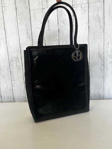 Sac fourre tout Christian Dior cuir noir bandoulière rectangle créateur bag